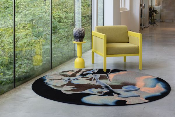 Iris, luxury print carpet workingbert t&M